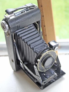 Kodak Vigilant Junior Six-20 Folding Camera Untested - Picture 1 of 9