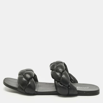 Toboganes planos de cuero tejido negro Miu Miu talla 39,5 Foto 1 de 4