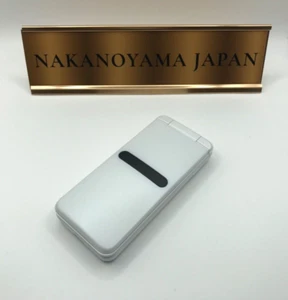 KYOCERA KYF42 GRATINA WHITE 4G WIFI KEITAI ANDROID FLIP PHONE UNLOCKED JAPAN - Picture 1 of 9