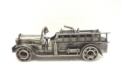 SUPERB SIGNED FIRE TRUCK MASSIVE RECYCLED METAL SCULPTURE STEAMPUNK JUNK ART SEE - Image 1 of 4