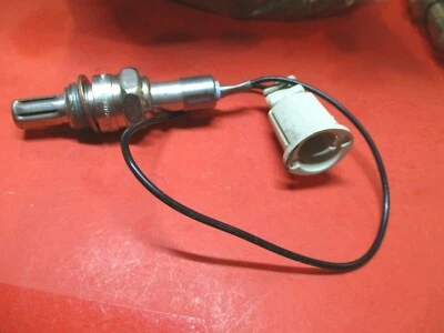FORD-BRONCO--F150-F250-F350-E100-E350--JEEP-MERKUR--1982-86 NUEVO-Sensor de oxígeno- Foto 1 de 2
