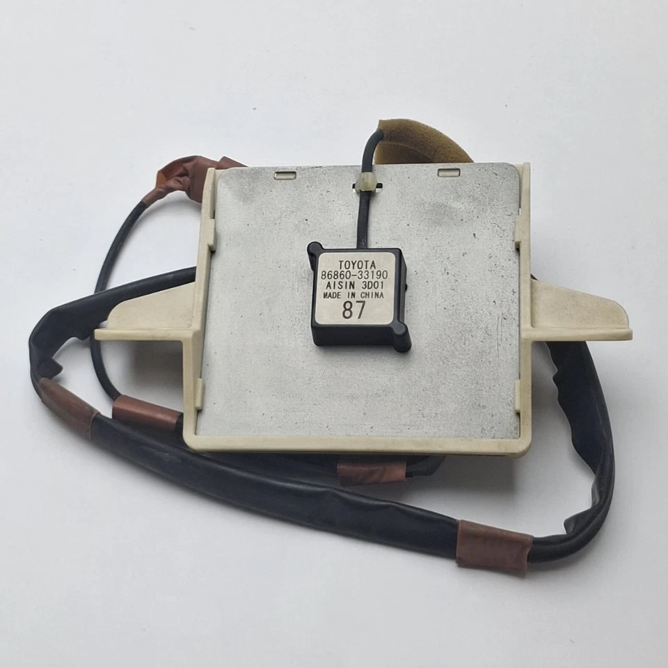 Conjunto de antena de navegación Lexus ES300h 2013-2015 86860-33190 Foto 1 de 4