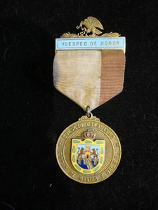 VINTAGE MEDAL: MEXICO. A DISTINGUISHED GUEST. MEXICO CITY. COAT OF ARMS - Picture 1 of 2