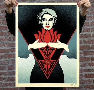 Serigrafía numerada firmada Shepard Fairey Obey gigante flor de loto mujer - Imagen 1 de 3