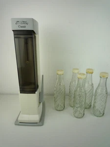 VINTAGE 1980er ORIGINAL SODA STRAEM KLASSIKER & 5 GLASFLASCHEN & DECKEL & GAS - Bild 1 von 14