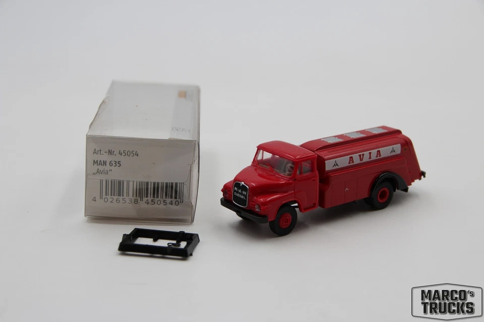 Brekina MAN 635 Tanker truck „Avia“ No. 45054 1:87 /BRN734 - Image 1 of 1