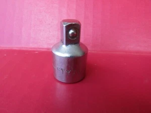 FTY76 TOOLS 3/8" Socket Adapter 1/2" Drive CR-V - Picture 1 of 2