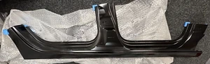 GENUINE CITROEN C4 PICASSO UNDER BODY PANEL (1609352180) - Picture 1 of 1