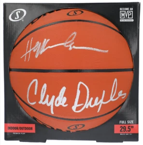 Hakeem Olajuwon & Clyde Drexler Dual-Signed Spalding Basketball JSA: WA024607 - Picture 1 of 3