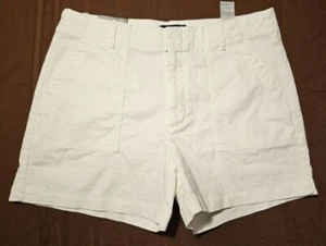 Banana Republic Womens Chino Shorts, Cotton Blend, White, Size 12, NEW, Reg $50 - Picture 1 of 6