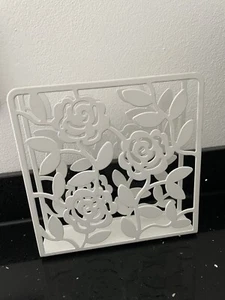 IKEA LIKSIDIG Serviettenständer Rosenmuster weiß Blumenmuster - kaum genutzt - Bild 1 von 6