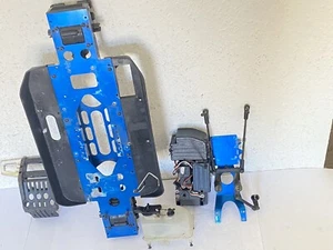 Thunder-Tiger-MTA-4,Chassis(Blau)2x Differentiale/Servos/RC-Box/Lenkung,Tank.usw - Bild 1 von 16