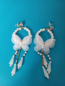 White Butterfly Dangling Beaded Earrings - Picture 1 of 2