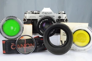 Canon AE-1 Reflex Auto-Manual FD 50mm f:1,8 N°3677374 + Filtri 52mm Japan 1980s - Foto 1 di 24