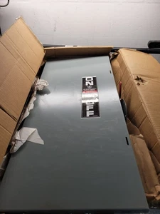 Interruptor de seguridad Square D TG3224 200 amperios. - Imagen 1 de 7