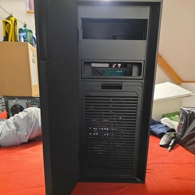 Cooler Master Silencio 550 ATX PC-Gehäuse MidiTower USB 3.0 gedämmt   #320161 - Bild 1 von 4