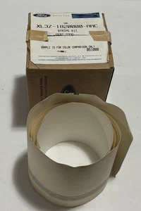 Ford Stripe Kit XL3Z-1820000-AAC, 1999-2000 F-150 - Picture 1 of 2