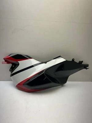 Carénage latéral gauche BMW K 1300 S 2007 - 2015 - Photo 1/3