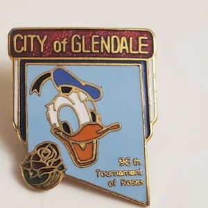 1984 Disney Donald Duck City of Glendale 96th Rose Bowl Lapel Pin DD-163 - Picture 1 of 3