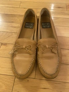 Mootsies Tootsies Women’s Sz 8 M Molly Loafers Brown Leather Moc Pinch Toe Shoes - Picture 1 of 5