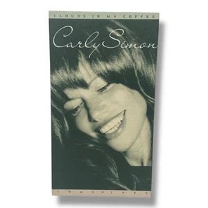 Carly Simon Clouds In My Coffee 1965-1995 3 CD Box Set & Booklet Arista Records - Foto 1 di 8