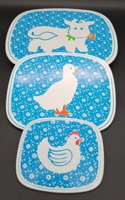 Remache de granja vintage pollo pato vaca azul brillante/blanco hecho en Hong Kong  Foto 1 de 4