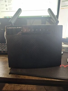 MediaLink Wireless Router MLWR-AC1200R - Picture 1 of 2