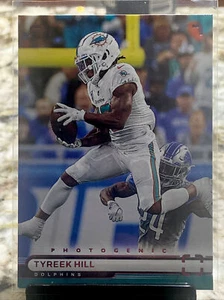 2022 Panini Chronicles - Photogenic #PH-4 Tyreek Hill Pink SP Miami Dolphins - Picture 1 of 2