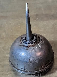 Vintage kleine Singer Nähmaschine Daumenöler geprägte Ölkanne - Bild 1 von 10
