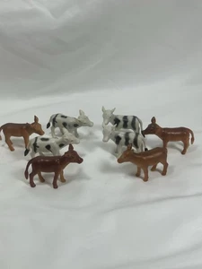 Lote De 8 Juguetes De Colección De Colección Plástico Duro Animales De Granja Bebés Vaca Terneros - Imagen 1 de 2