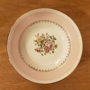 Vintage Homer Laughlin Bowls Georgia Marilyn Eggshell Pink Berry S/7 - Picture 1 of 4