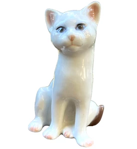 Royal Copenhagen Porcelain Cat Statue 5'' High Blue Eyes Creamy White - Picture 1 of 14
