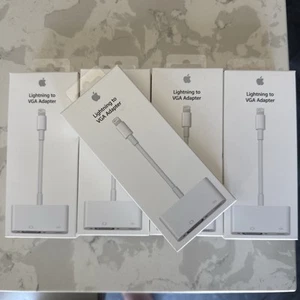 Apple Lightning to VGA Adapter for iPad/iPhone/iPod | OEM | MD825AM/A A1439 | GB - Picture 1 of 5