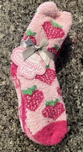 Kuschelfüße rosa Erdbeere Socken Set - 3 Paar, nagelneu mit Etikett - Bild 1 von 12