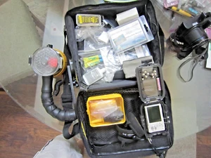 SEALIFE DC 600 ELITE WORKS GREAT MANUALS SOFTWARE WIDE ANGLE LENS STROBE FLASH - Picture 1 of 13