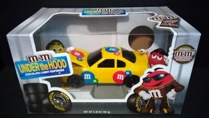 M&M's® Marke Under The Hood Schokoladenspender Ltd. Hrsg. Sammlerstück Neu im Karton - Bild 1 von 11
