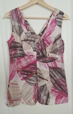 Camiseta sin mangas New York & Co para mujer talla 2 100 % seda rosa marrón cuello en V cremallera lateral plisada Foto 1 de 4