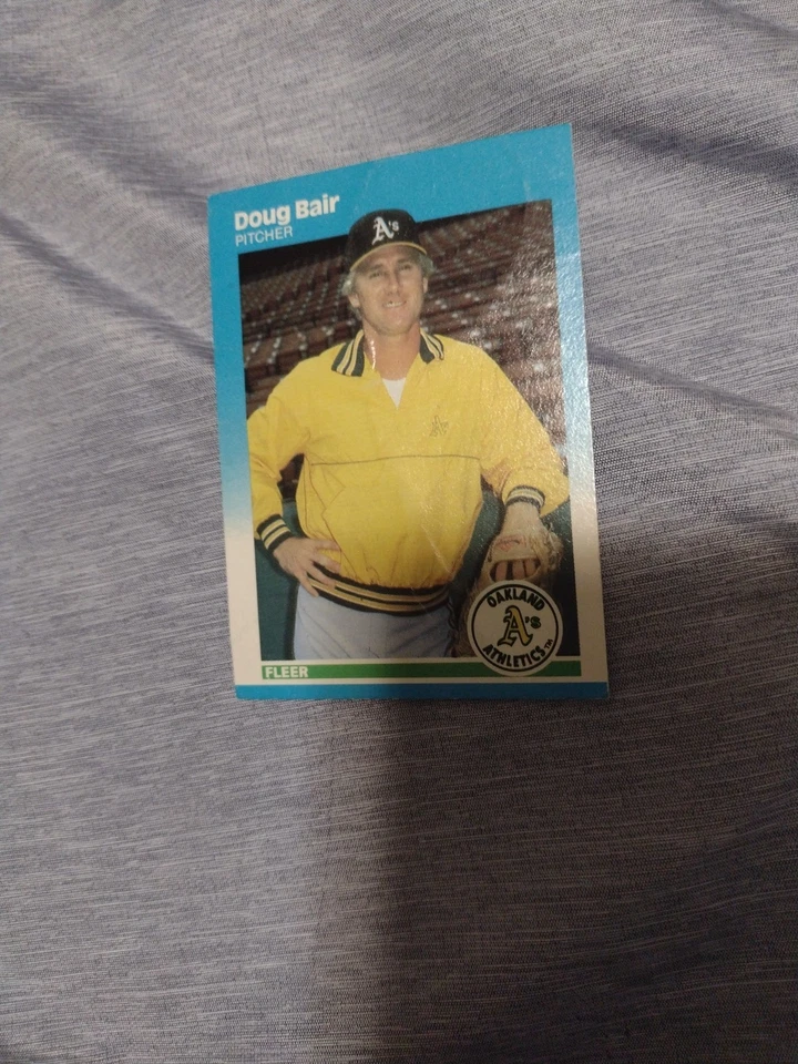 Doug Bair 1987 Fleer 386 Oakland Athletics BASEBALL Card - Image 1 of 1