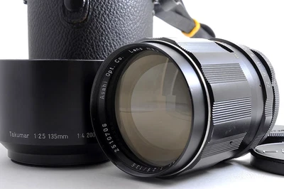 Pentax Super Takumar 135mm F2.5 MF Telephoto Lens w/Case Hood NEAR MINT+ Japan - Image 1 of 4