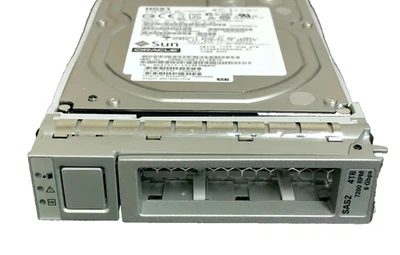Sun 7066824 4TB 3.5" 7200RPM SAS 6.0Gb/s HDD w/ 350-1386 Bkt, Oracle X5-2L - Image 1 of 3