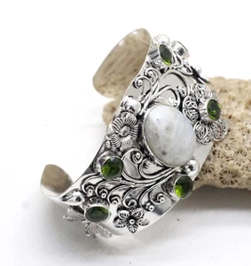 925 Sterling Silver Moonstone & Peridot Gemstone Jewelry Cuff Bracelet S-AJ - Picture 1 of 6
