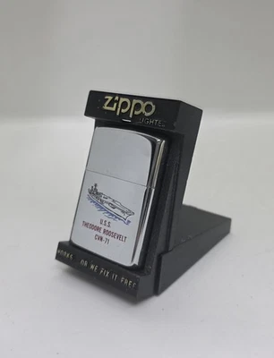 Isqueiro Zippo Vintage USS THEODORE ROOSEVELT CVN 71+ ESTOJO - Imagem 1 de 4