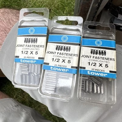 3 Sujetadores de Junta Corrugada Tamaño 1/2" x Nº 5 25 Piezas Mad In USA Tower Mfg Foto 1 de 3