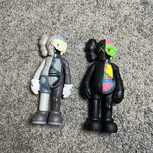 20cm medicom KAWS Companion Flayed Collectible Action Figure - Picture 1 of 1