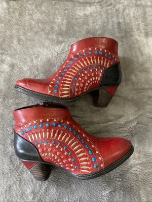 L'artiste Spring Step Rhapsody Red Black Multicolor Bootie Ankle Boots Size 36 - Image 1 of 4
