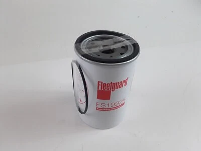 NEW Fleetguard FS19926 Fuel Filter Fits VOLVO 20480593, R260T, SK3180, 20998367 - Image 1 of 4