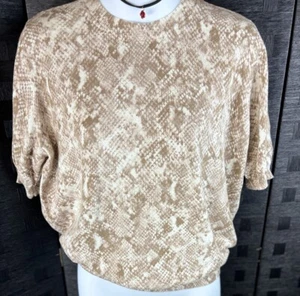 Ann Taylor women’s snake print soft knit short sleeve sweater top size Md - Picture 1 of 11