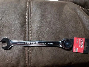 URREA 1218MCM 18mm 12-Point Ratcheting Combination Wrench - Picture 1 of 4
