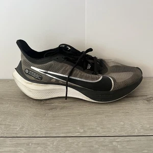 Nike Zoom Gravity Damengröße 9 schwarz grau sportliche Laufschuhe Turnschuhe - Bild 1 von 12