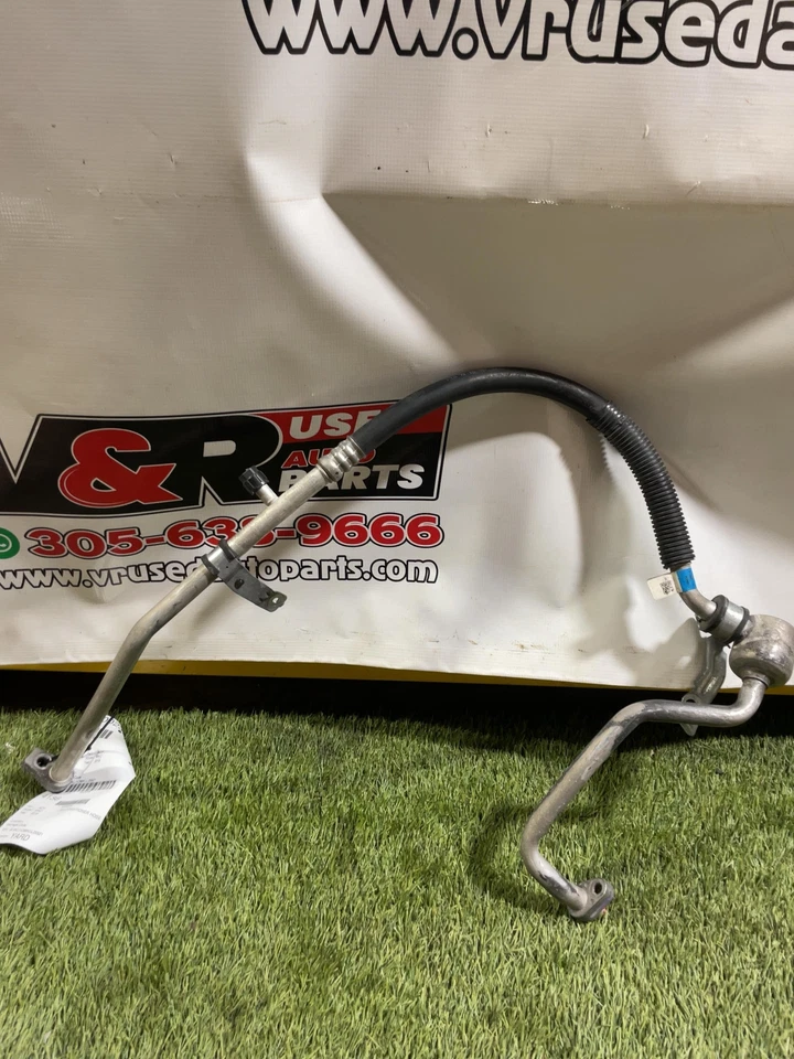 ✅ Manguera de aire acondicionado Lincoln MKC 2019 n.º de parte: GV61-19B602-HE OEM Foto 1 de 4